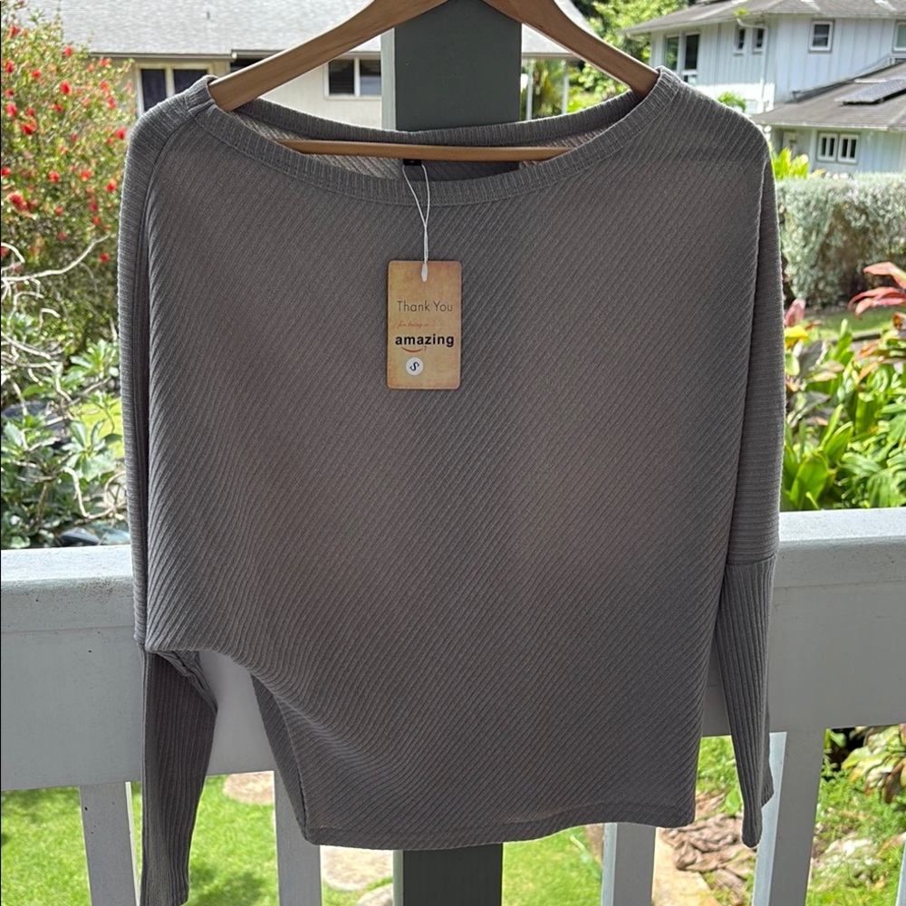 Amazon Essentials Women's Gray Top